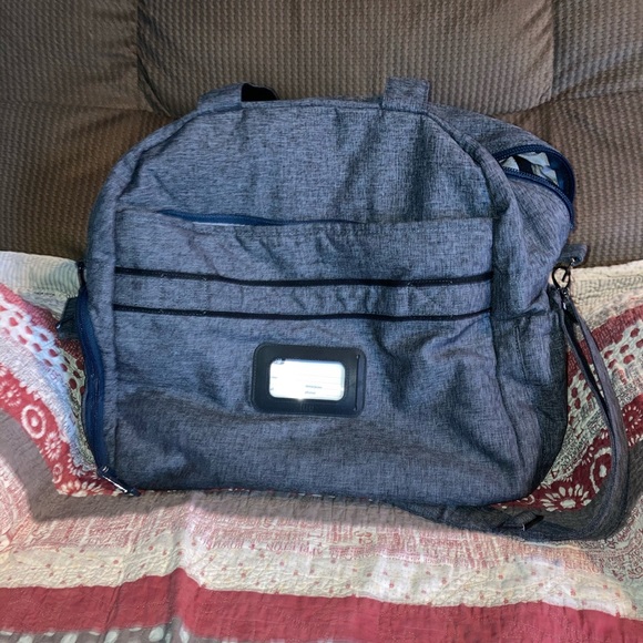 Lug Boxer - Picture 2 of 12